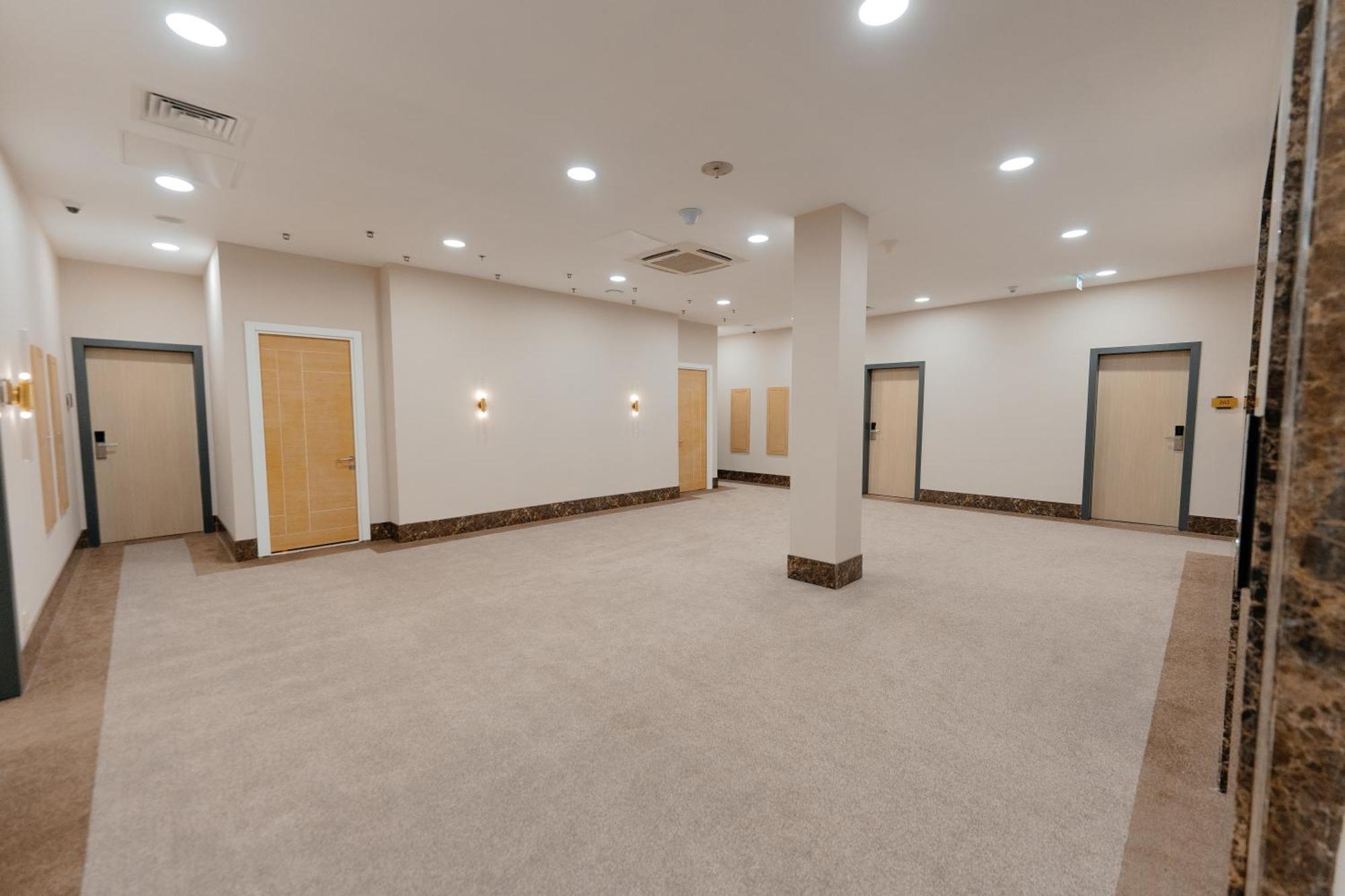 Alau Hotel Astana Luaran gambar