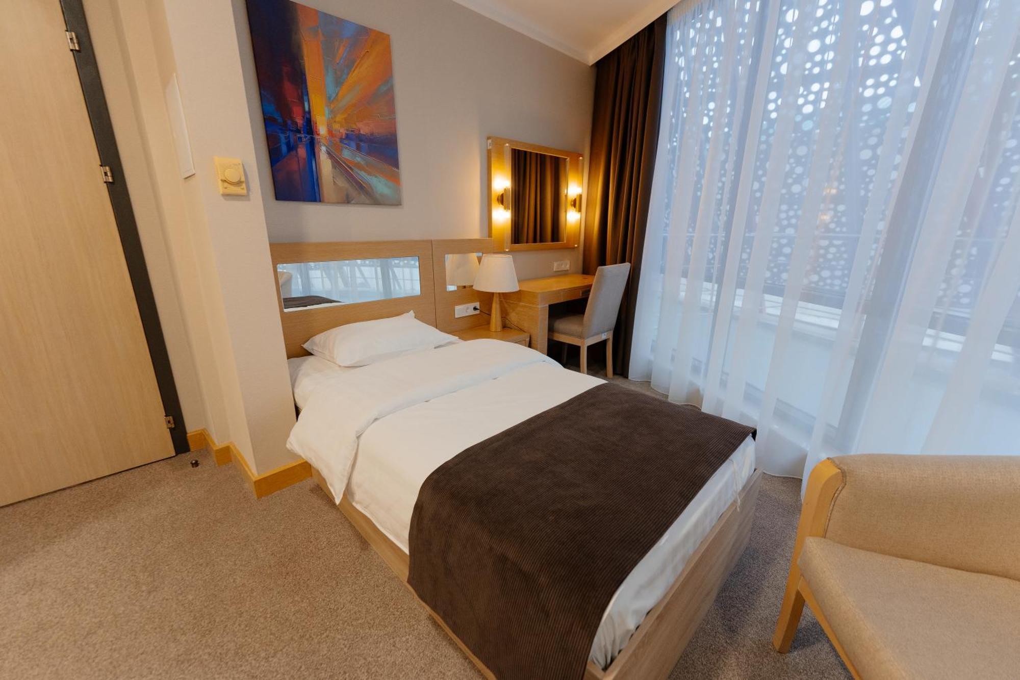 Alau Hotel Astana Luaran gambar